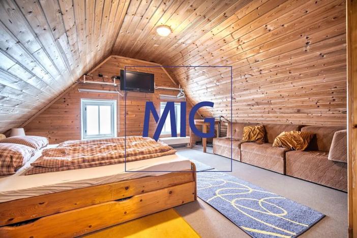 Prodej chalupy, Staré Město, 240 m2