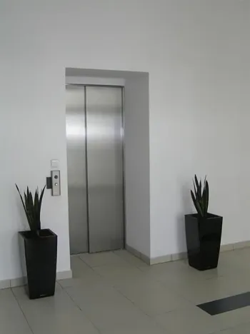 Pronájem kanceláře, Praha - Stodůlky, Prusíkova, 28 m2