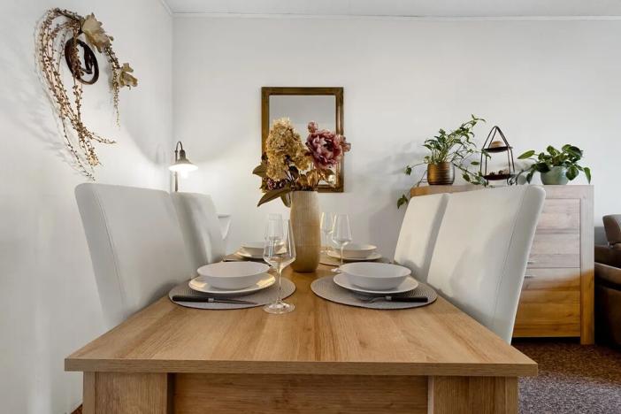 Pronájem bytu 2+1, Praha - Malešice, Bydžovského, 58 m2