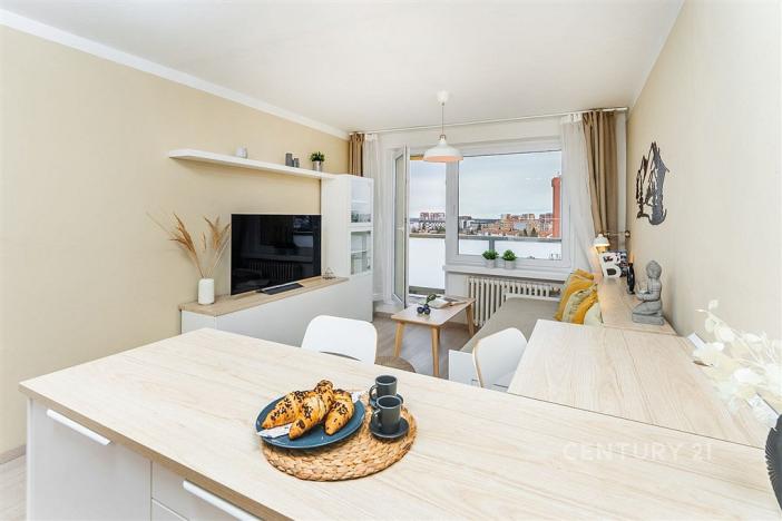 Pronájem bytu 1+kk, Praha, Křivoklátská, 28 m2