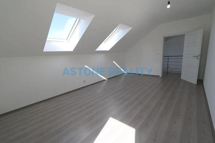 Pronájem rodinného domu, Trnová, 318 m2