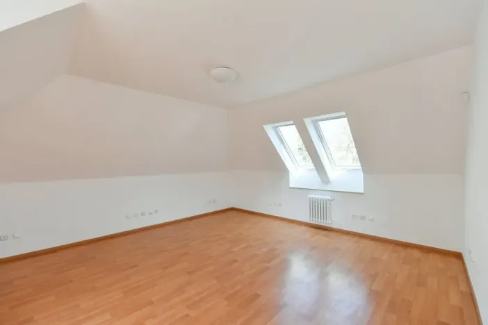 Pronájem rodinného domu, Praha - Kunratice, Ke hrádku, 417 m2