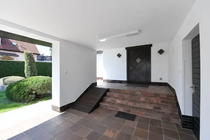 Pronájem rodinného domu, Praha - Kunratice, Ke hrádku, 417 m2