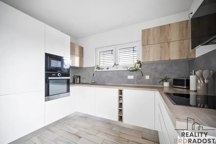 Prodej rodinného domu, Pardubice - Doubravice, 108 m2