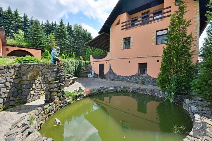 Prodej rodinného domu, Valkeřice, 270 m2