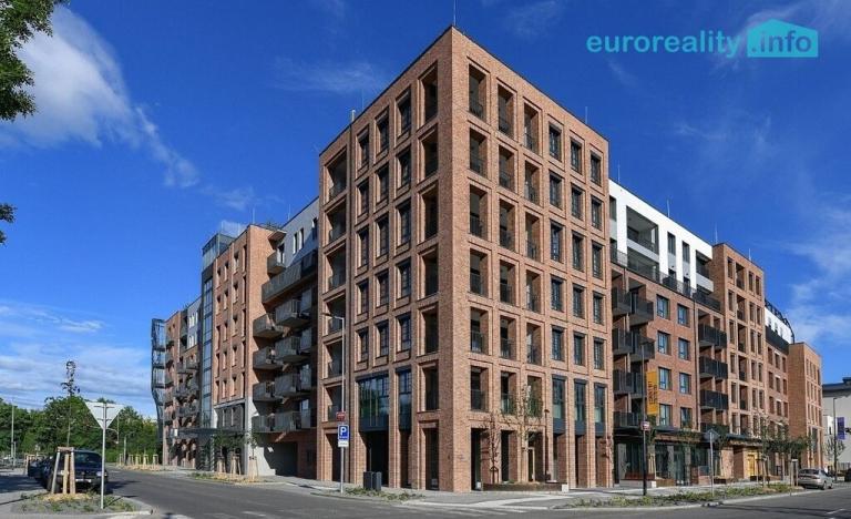 Pronájem bytu 1+kk, Praha - Smíchov, U Lihovaru, 29 m2