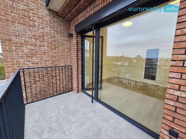 Pronájem bytu 1+kk, Praha - Smíchov, U Lihovaru, 29 m2