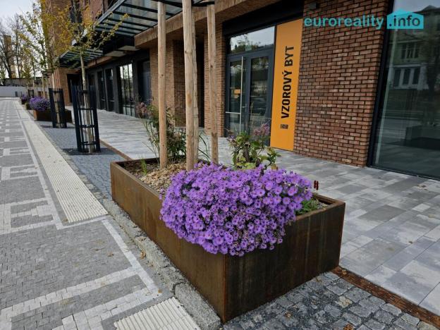 Pronájem bytu 1+kk, Praha - Smíchov, U Lihovaru, 29 m2