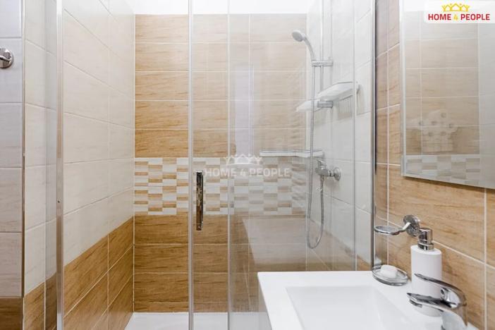 Pronájem bytu 2+1, Karlovy Vary, Zeyerova, 52 m2