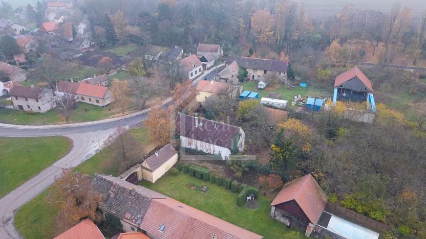 Prodej podílu pozemku, Třebíz, 161602 m2