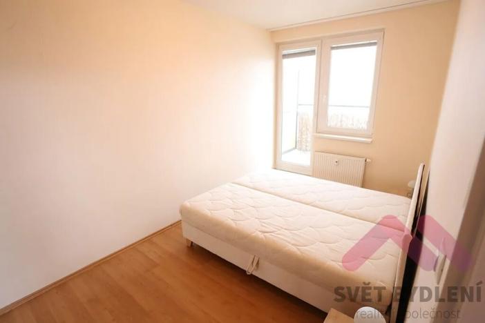 Pronájem bytu 2+kk, Praha - Vysočany, Pod Harfou, 51 m2