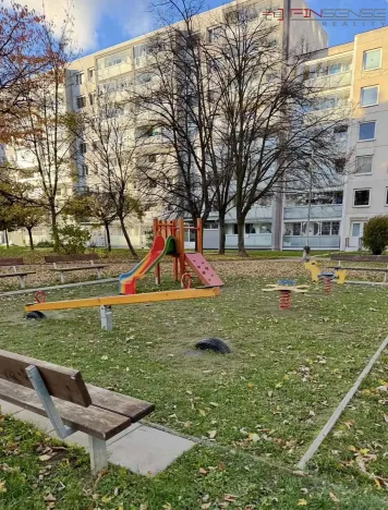 Prodej bytu 3+1, Kladno, Vít. Nezvala, 65 m2