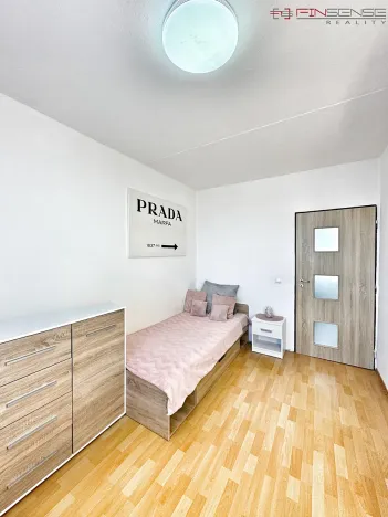 Prodej bytu 3+1, Kladno, Vít. Nezvala, 65 m2