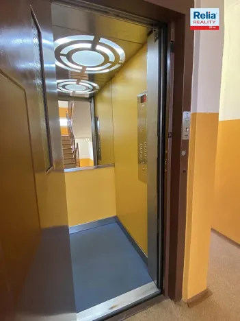 Pronájem bytu 2+kk, Stráž pod Ralskem, Mimoňská, 42 m2