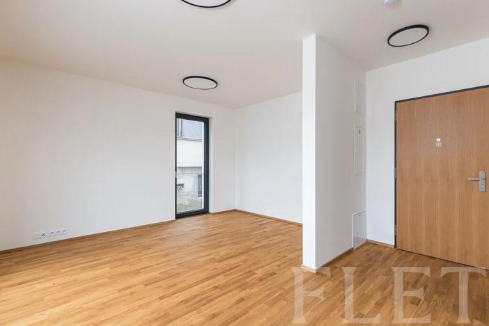 Pronájem bytu 1+kk, Černošice, Ke Hřišti, 31 m2