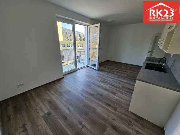 Prodej bytu 3+kk, Lázně Kynžvart, Královské svahy, 65 m2