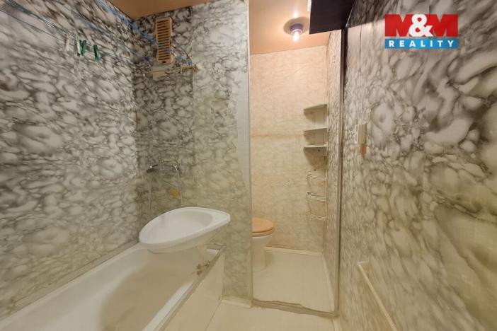 Prodej bytu 1+1, Chomutov, Borová, 35 m2