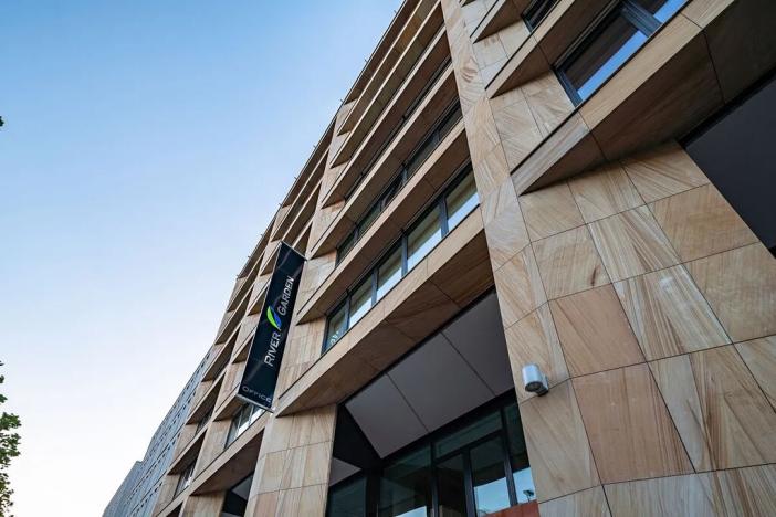 Pronájem kanceláře, Praha - Karlín, Rohanské nábřeží, 1331 m2