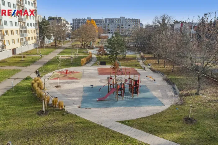 Prodej bytu 2+1, Hradec Králové - Nový Hradec Králové, Kejzlarova, 75 m2