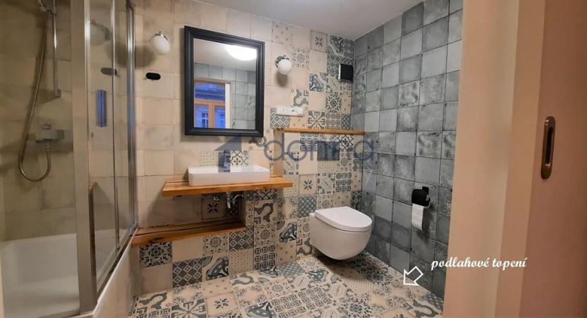 Pronájem bytu 2+kk, Praha, Na Smetance, 56 m2