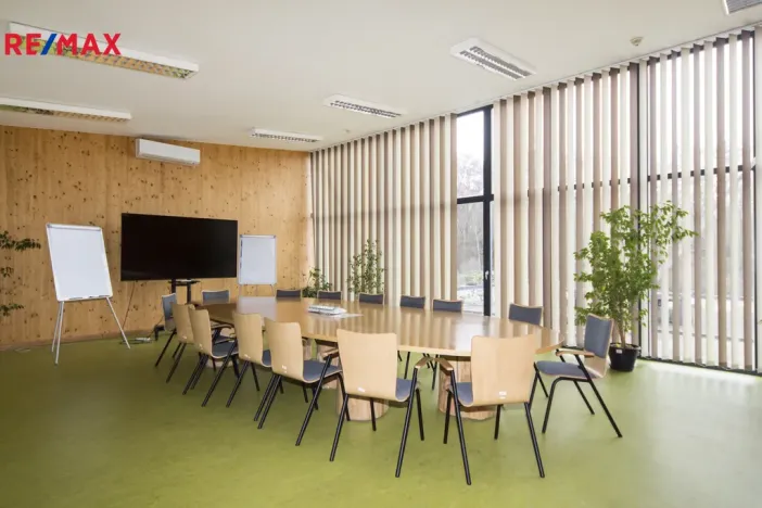 Pronájem kanceláře, Ústí nad Labem - Předlice, náměstí Prokopa Velikého, 72 m2