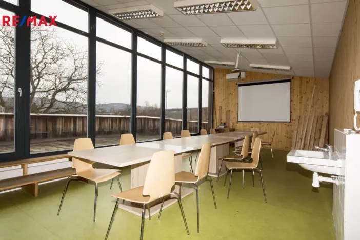 Pronájem kanceláře, Ústí nad Labem - Předlice, náměstí Prokopa Velikého, 72 m2