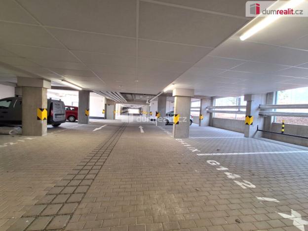 Pronájem garáže, Praha, Pod Harfou, 12 m2