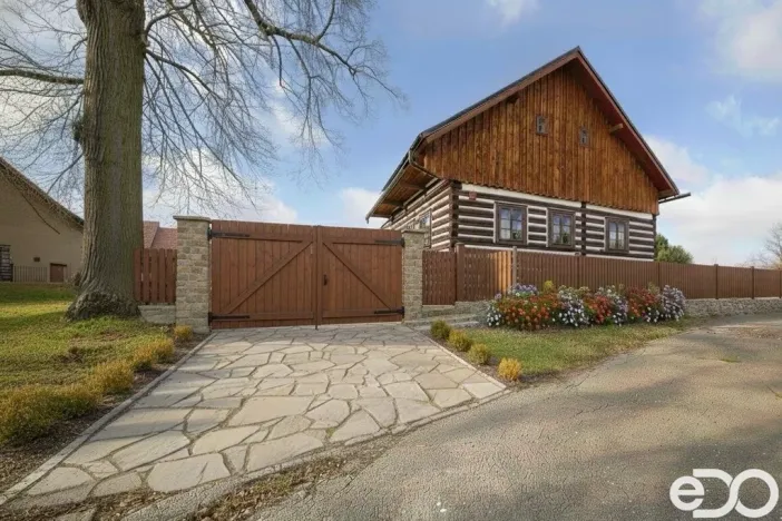 Prodej rodinného domu, Hněvčeves, 202 m2