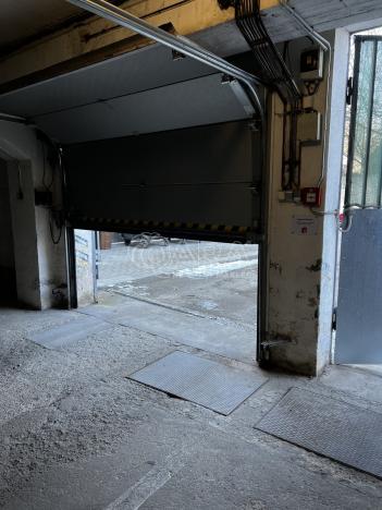 Pronájem garážového stání, Praha - Kamýk, Růženínská, 11 m2