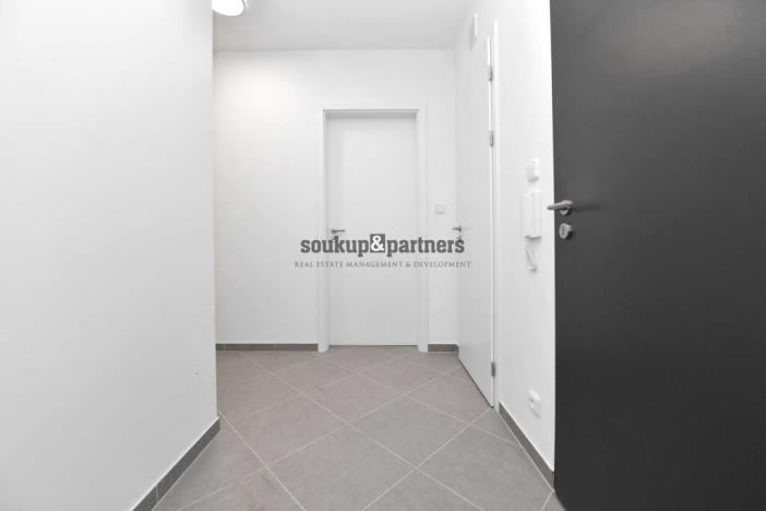 Pronájem bytu 2+kk, Praha - Prosek, Čakovická, 52 m2