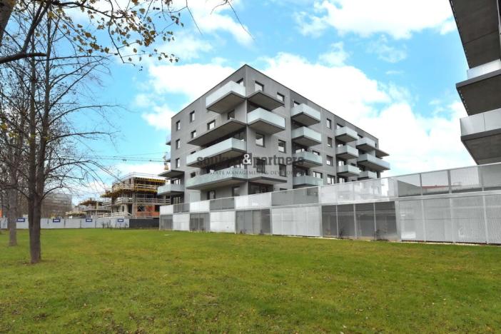 Pronájem bytu 2+kk, Praha - Prosek, Čakovická, 52 m2