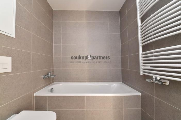 Pronájem bytu 2+kk, Praha - Prosek, Čakovická, 52 m2