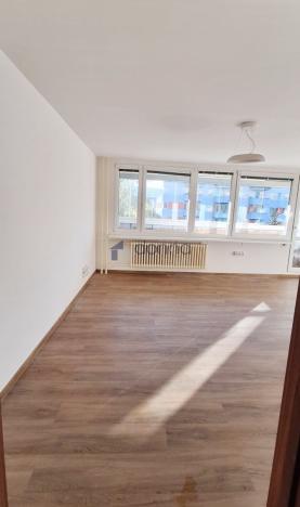 Pronájem bytu 3+kk, Praha, Hennerova, 72 m2