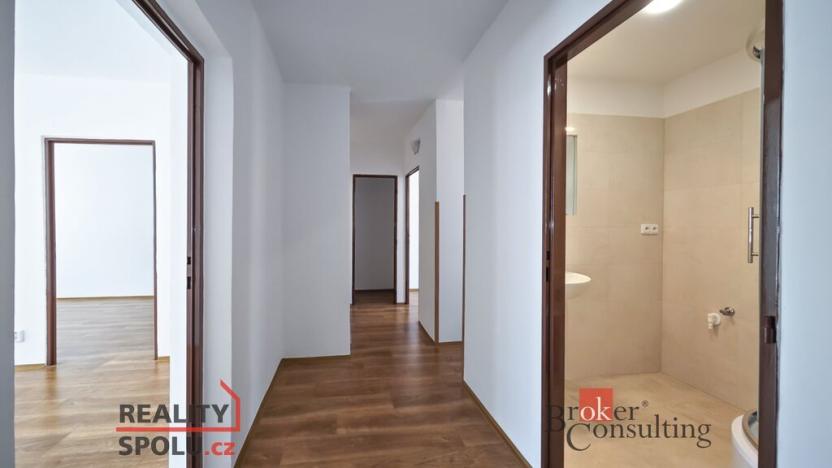 Pronájem bytu 3+1, Hradec Králové - Pražské Předměstí, Jungmannova, 75 m2