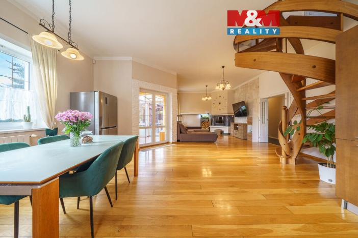 Prodej rodinného domu, Karlovy Vary - Hůrky, Motýlí, 244 m2