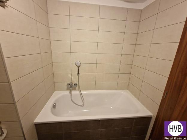 Pronájem bytu 1+kk, Praha, Formanská, 26 m2
