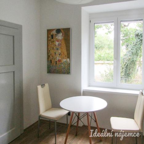 Pronájem bytu 2+1, Znojmo, Hálkova, 64 m2