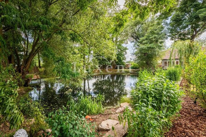 Prodej ubytování, Hluboká nad Vltavou, 1114 m2