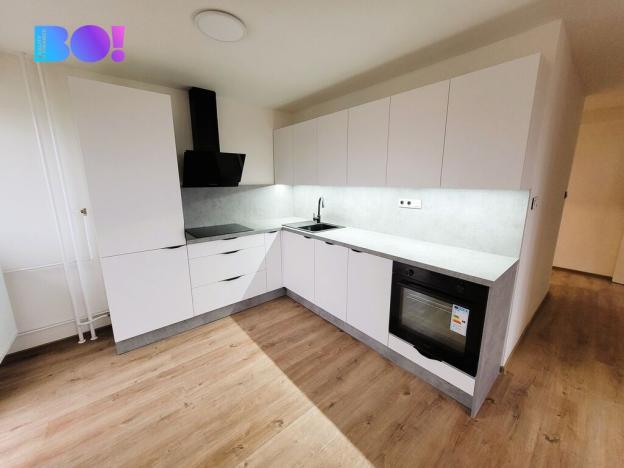 Pronájem bytu 2+kk, Karviná, Bratr. Veverkových, 51 m2