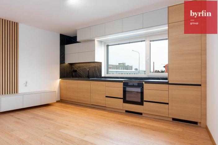 Prodej bytu 2+kk, Opava, Nákladní, 52 m2