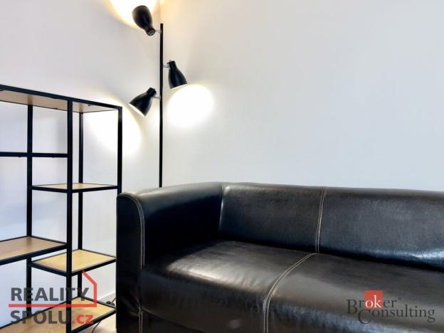 Pronájem bytu 3+1, Praha - Michle, Pod dálnicí, 83 m2