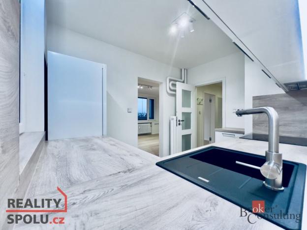 Pronájem bytu 3+1, Praha - Michle, Pod dálnicí, 83 m2