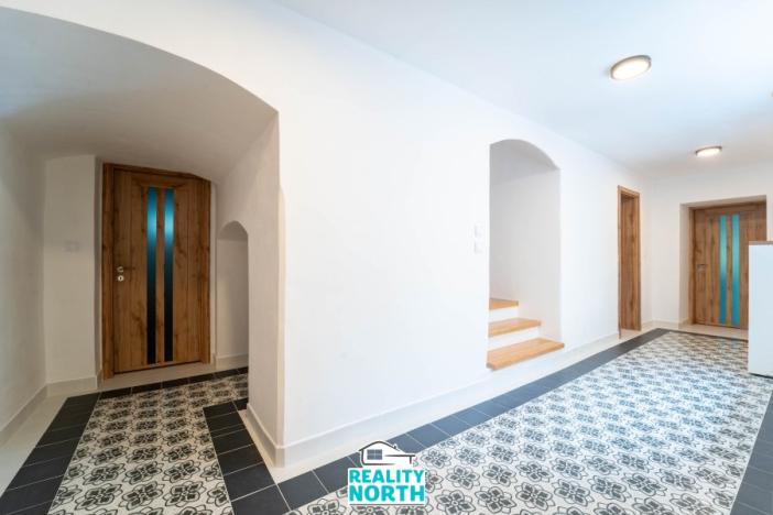 Pronájem rodinného domu, Křešice - Zahořany, 233 m2