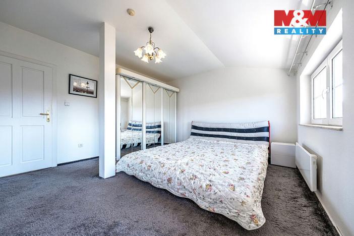 Pronájem rodinného domu, Říčany - Radošovice, Mozartova, 395 m2