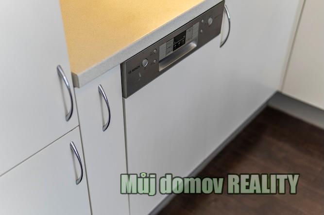 Pronájem bytu 2+kk, Praha - Střížkov, Makedonská, 49 m2