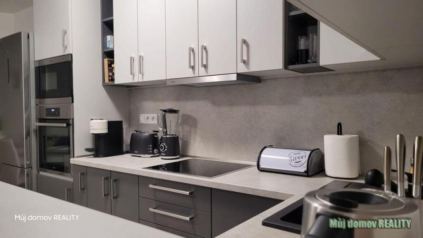 Pronájem bytu 2+kk, Praha - Letňany, Miroslava Hajna, 50 m2