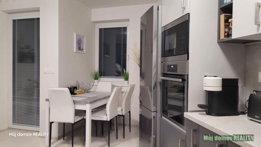 Pronájem bytu 2+kk, Praha - Letňany, Miroslava Hajna, 50 m2