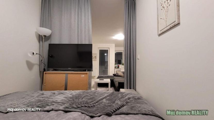 Pronájem bytu 2+kk, Praha - Letňany, Miroslava Hajna, 50 m2