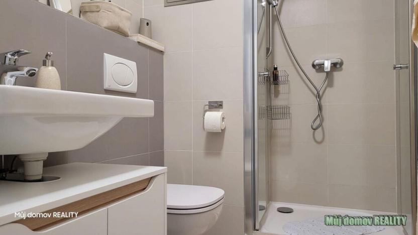 Pronájem bytu 2+kk, Praha - Letňany, Miroslava Hajna, 50 m2