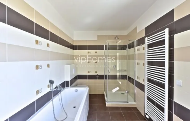 Pronájem vily, Průhonice, Pod Valem II., 335 m2